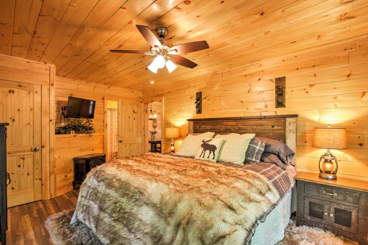 Gatlinburg Cabin With Hot Tub 5 Mi To Downtown 外观 照片